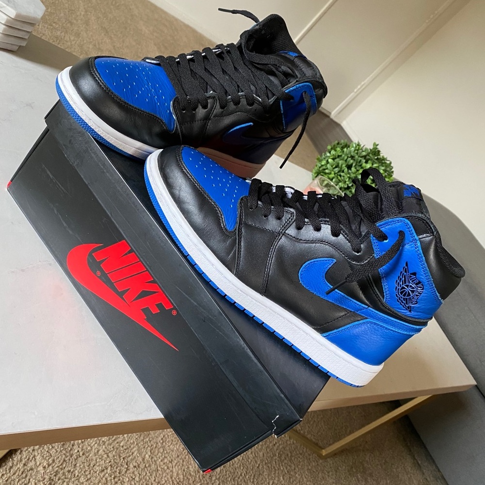 Air Jordan royal 1 size 10
